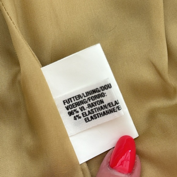 Escada Jacket - Picture 11 of 11